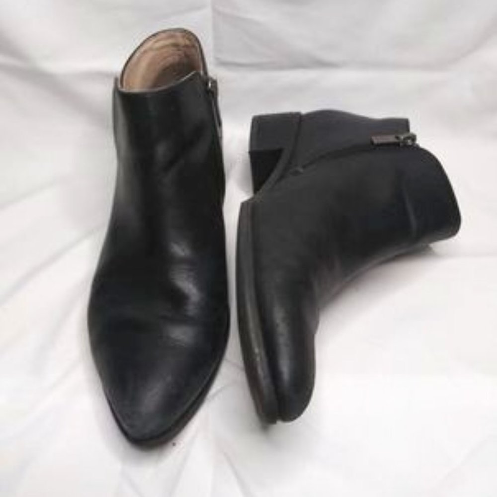 Clarks Narrative Black Ankle Boots